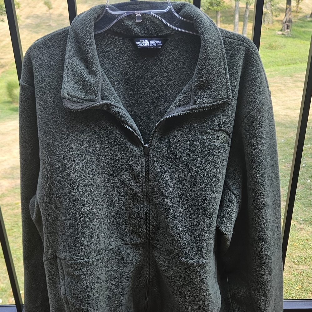🌟The North Face Olive Fleece Jacket🍂🍁